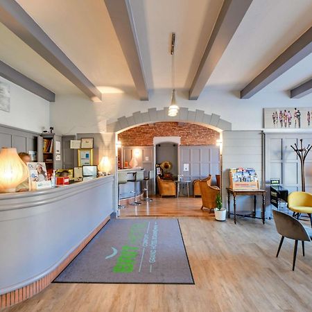 Brit Hotel Roanne - Le Grand Hotel エクステリア 写真