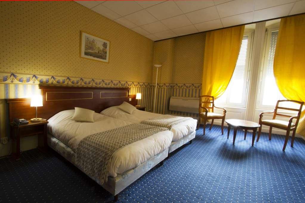 Brit Hotel Roanne - Le Grand Hotel 部屋 写真