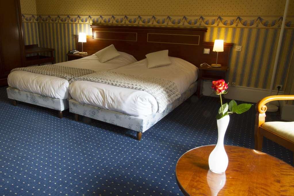 Brit Hotel Roanne - Le Grand Hotel 部屋 写真