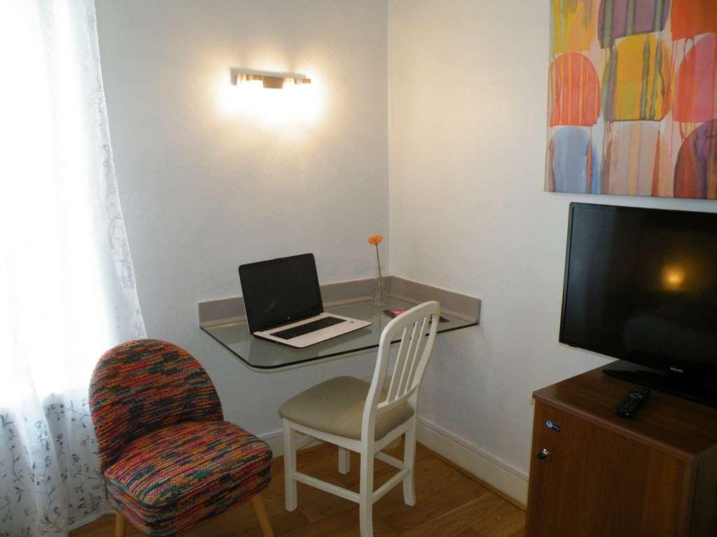 Brit Hotel Roanne - Le Grand Hotel 部屋 写真