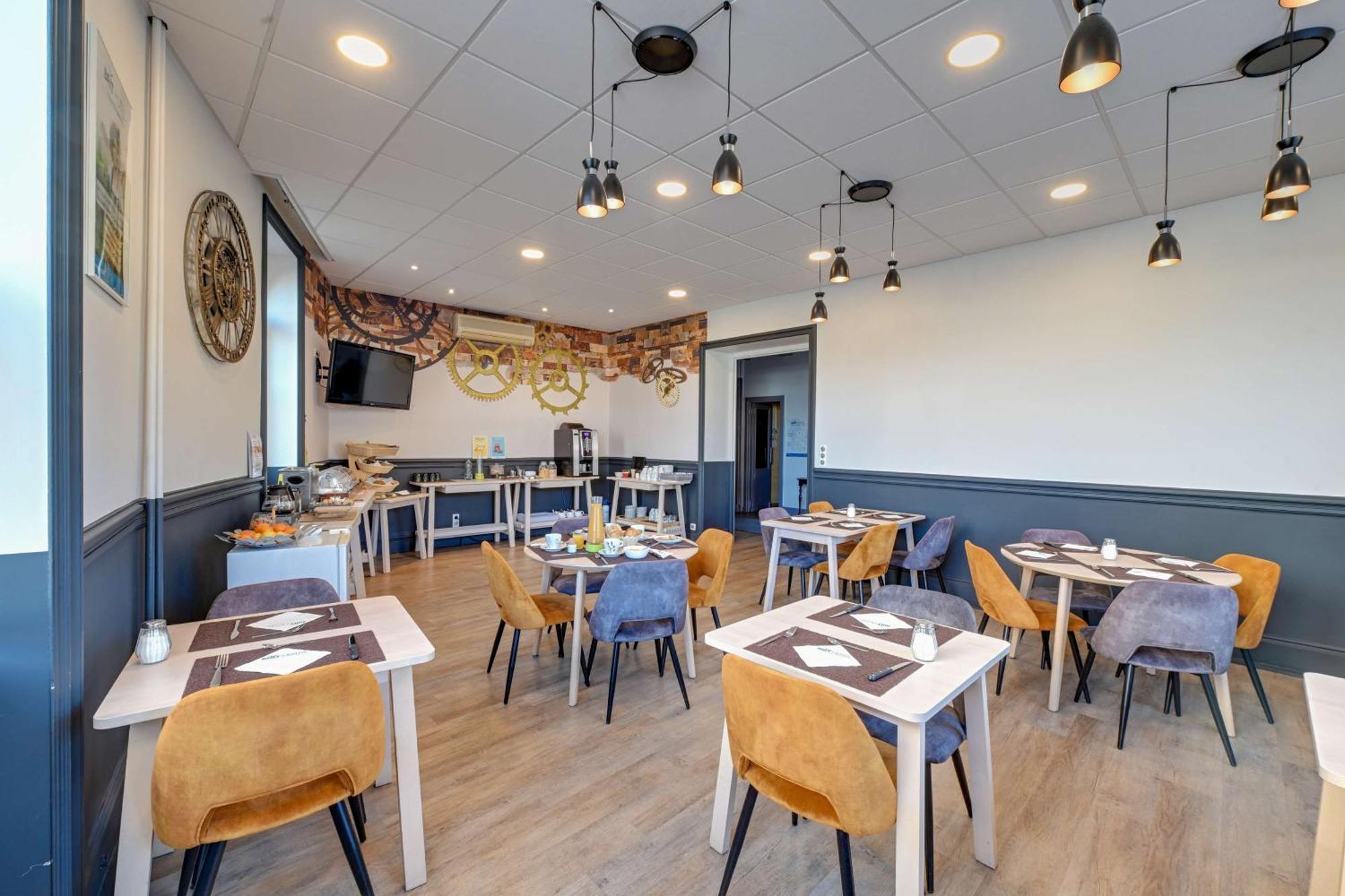 Brit Hotel Roanne - Le Grand Hotel エクステリア 写真